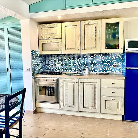 Acquamarina A 2 Passi Dal Mare Simius